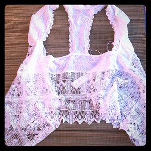 Gorgeous lace vest by Mystree Size 1X.